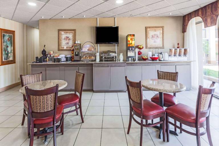 Ramada by Wyndham Lebanon — photo 3
