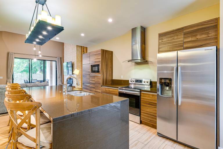 Magic Villas Townhome  5 Mi to Disney Parks! — photo 2