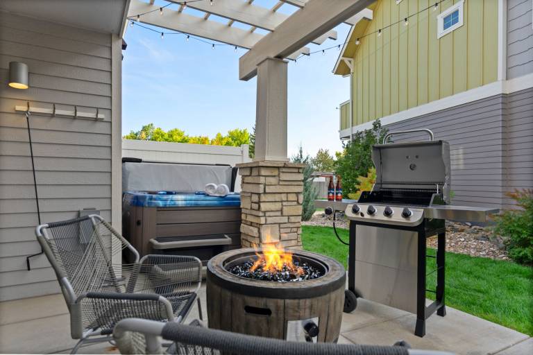 227 Urban Prairie St — photo 2