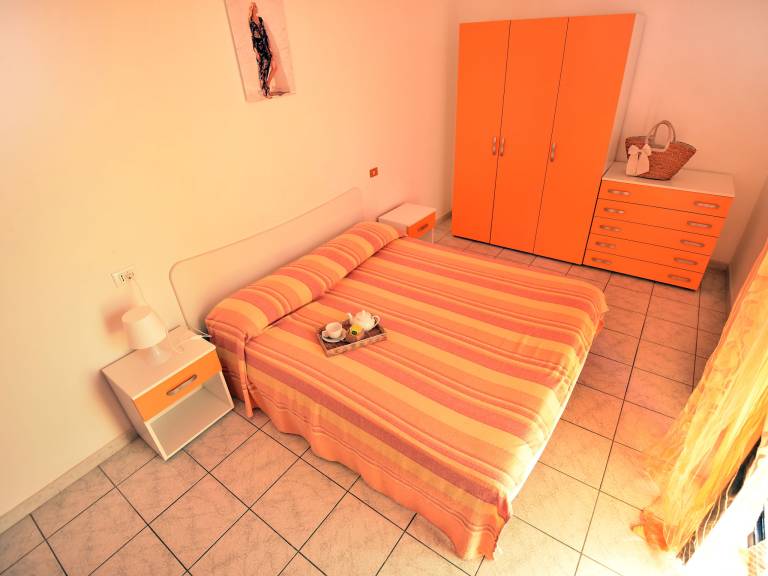 Holiday apartment with yard | Sea view — photo 4