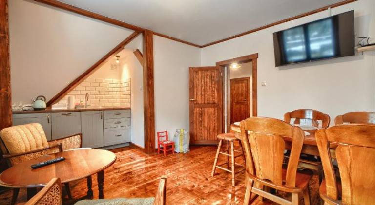 Beautiful rental apartment with yard, barbecue & terrace | Next to the ski | Pets are welcome — photo 5