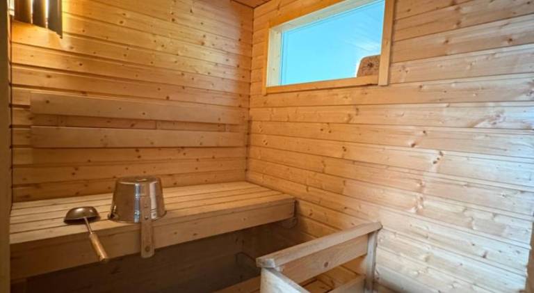 Serviced apartment with terrace, grill & sauna in Savonlinna