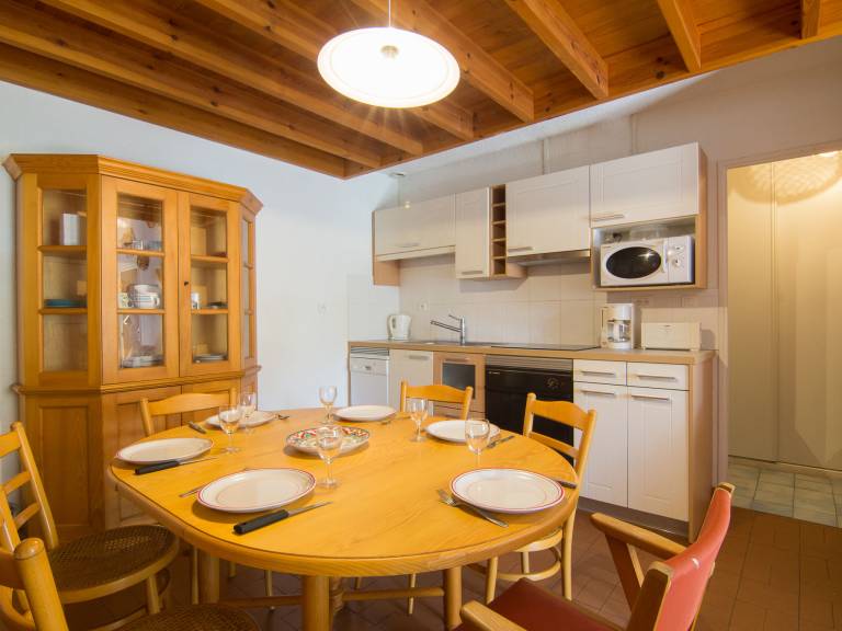 Fully equipped vacation home with patio & garden | Next to the beach | Dogs allowed — photo 3