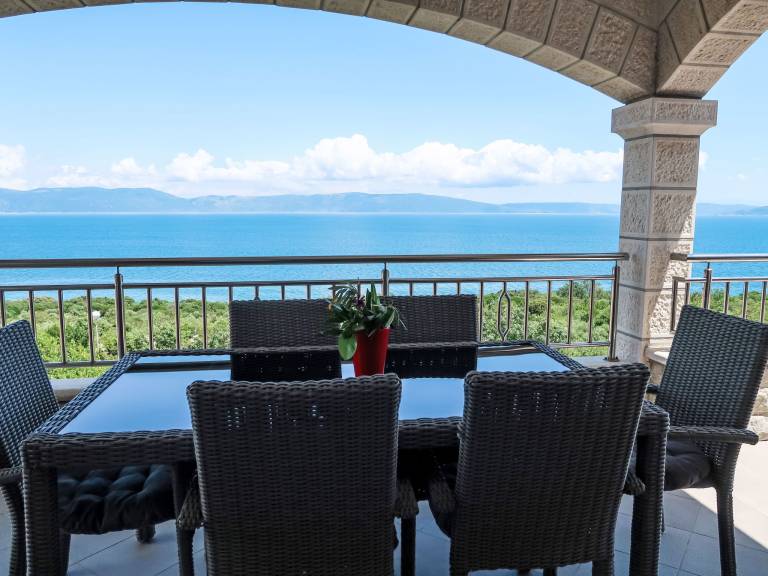 Ferienwohnung in Ravni, Drenje für max. 6 Personen