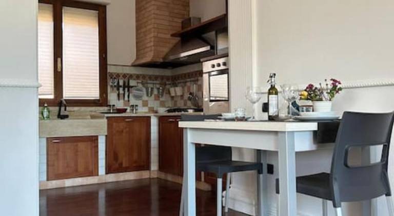 Apartment | Next to Piazza dell'Anfiteatro — photo 3