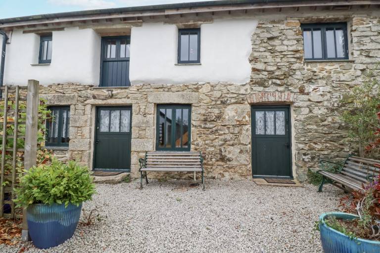 Children-friendly pleasant cottage with yard | Pet-friendly in Cornwall, ON