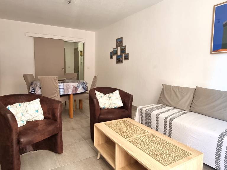 Apartment with 2 rooms for 4 persons — photo 5