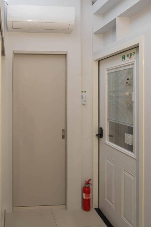 Vacation home with garden | Close to Dongdaemun Design Plaza | Good for workation | Pet-friendly — photo 4