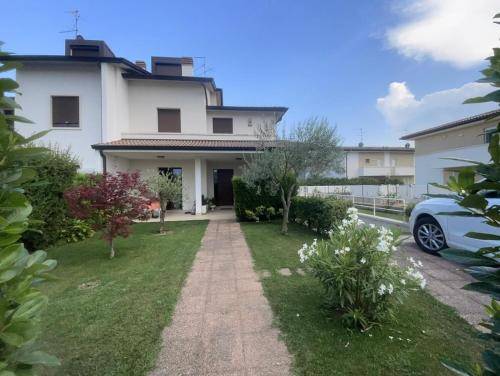 Villa Pescantina
