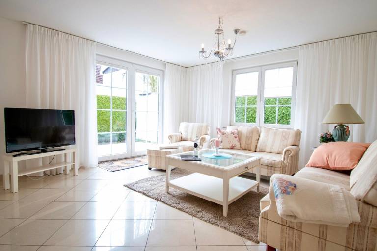 Wonderful holiday apartment with yard & patio | Beach nearby | Dogs allowed — photo 2