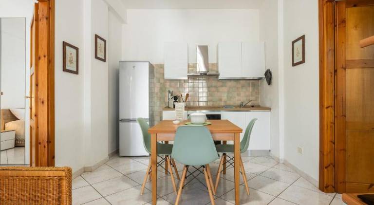 Holiday apartment with 2 rooms for 4 persons — photo 4