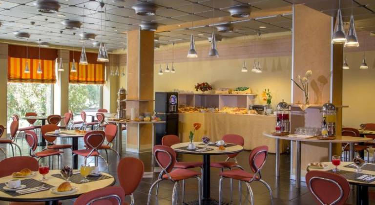 Hotel Mediterraneo — photo 4