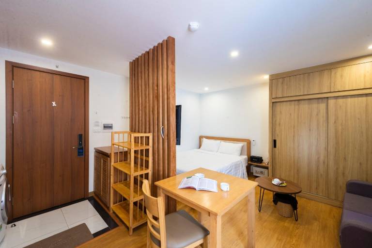 Long housing Japanese apartment on Linh Lang 32 — photo 4