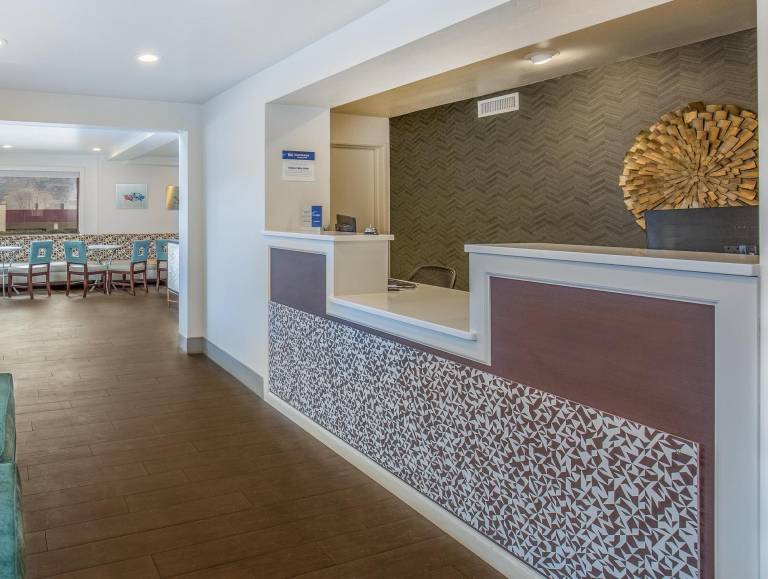 Baymont by Wyndham Durango — photo 4