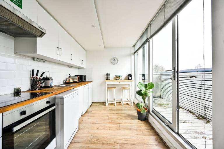 Apartment  Forest Gate