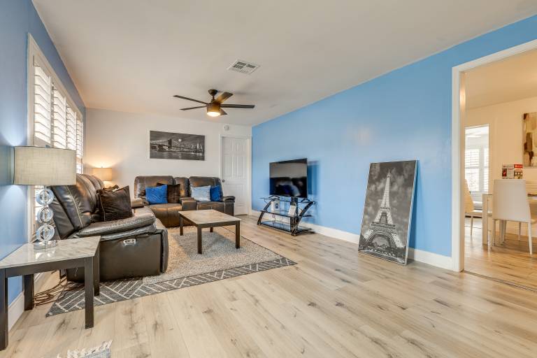3 Mi to Dtwn: Pet-Friendly Palm Beach Gardens Home — photo 5