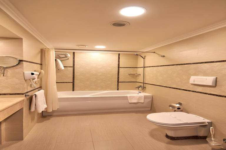 Grand Mir Hotel — photo 2
