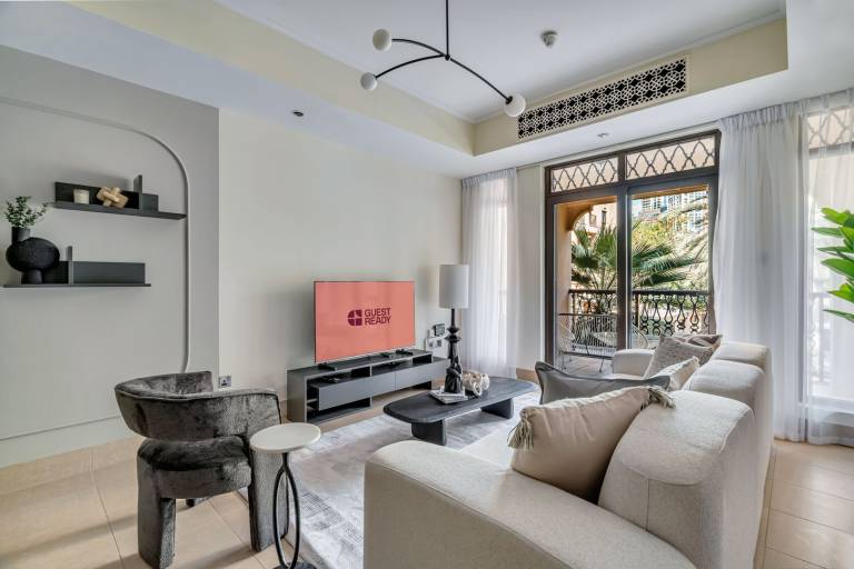 GuestReady Downtown oasis with Burj Khalifa view