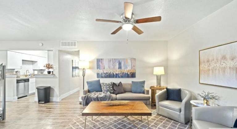 Apartment | Pet-friendly — photo 2