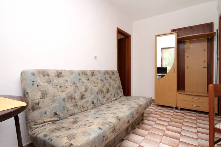 One bedroom apartment near beach Mudri Dolac, Hvar (A-118-b) — photo 4