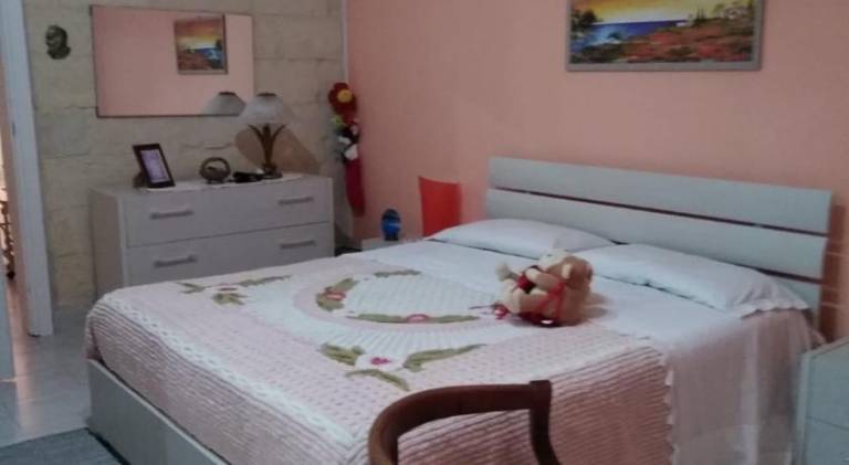 Holiday apartment with 1 room for 7 persons in Giurdignano