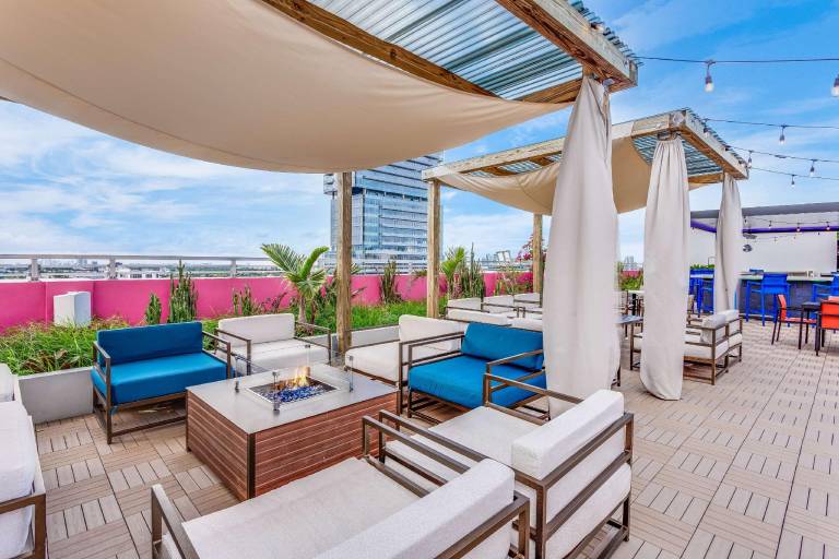 SERENA Hotel Aventura Miami, Tapestry Collection by Hilton — photo 2