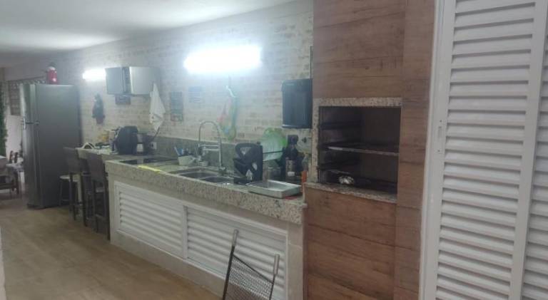 Suite Hanaki com ar cond, frigobar e tv LCD streaming — photo 5