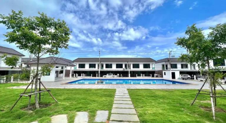 Pleasant apartment with pool | Dogs allowed — photo 2