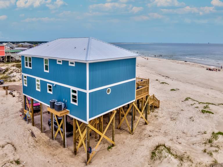 Island Time VI - 101 Quebec Ct — photo 2
