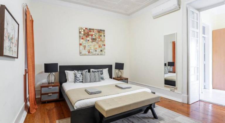 Lisbon Liberdade Central Apartments — photo 2