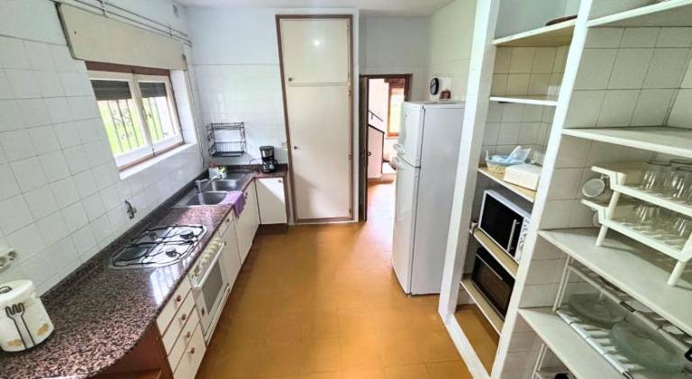 Spacious villa with terrace & yard | Suitable for remote work | Pets are welcome — photo 5