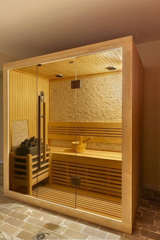Family-friendly vacation home with private pool, terrace & yard | Sea view | Suitable for remote work | Pets are welcome — photo 4
