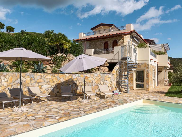 Appartamento Lacona