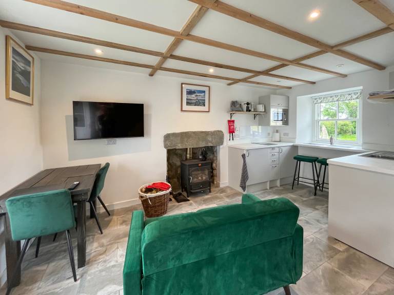 Landberrick Farm Bothy 1