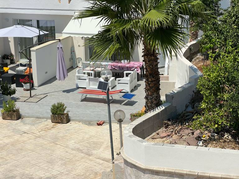 Apartment with terrace, yard & grill | Garden view — photo 5