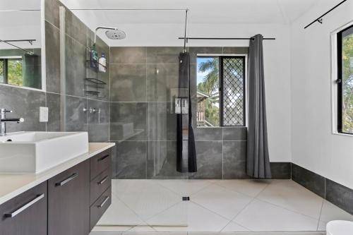 House  Rockhampton City