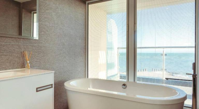 Villa with 4 rooms for 8 persons — photo 2