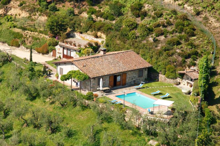 Villa with private pool, grill & yard | Panoramic view — photo 2