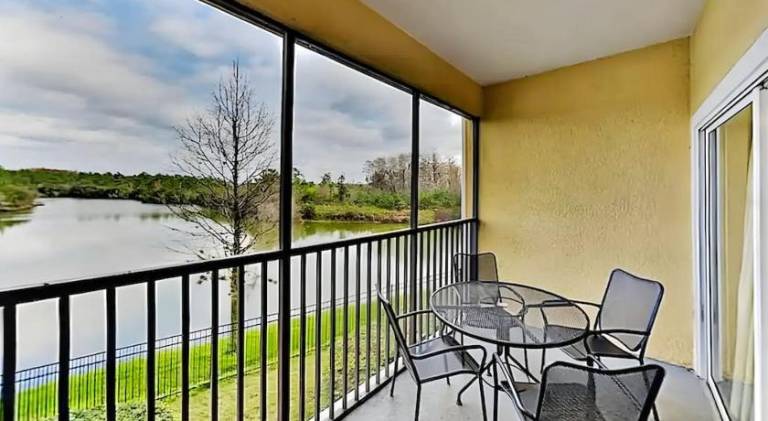 Entire Rental 3-BR Minutes from Disney x8 Hot tub Apartment 2204 — photo 5
