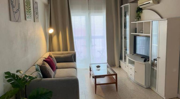 Cozy apartment next to center — photo 2