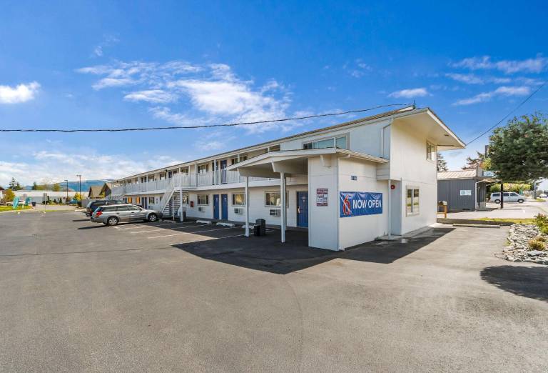 Motel 6 Burlington, WA in Burlington, WA