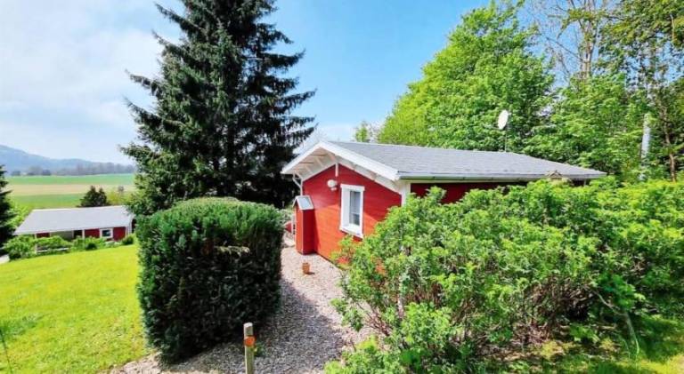 Chalet with 2 rooms for 5 persons in Suhl
