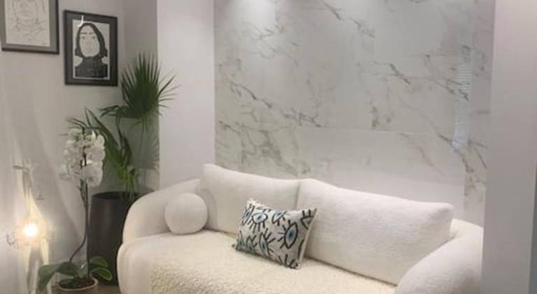 Khroma Luxury Suite 4 beach front apartment in Heraklion