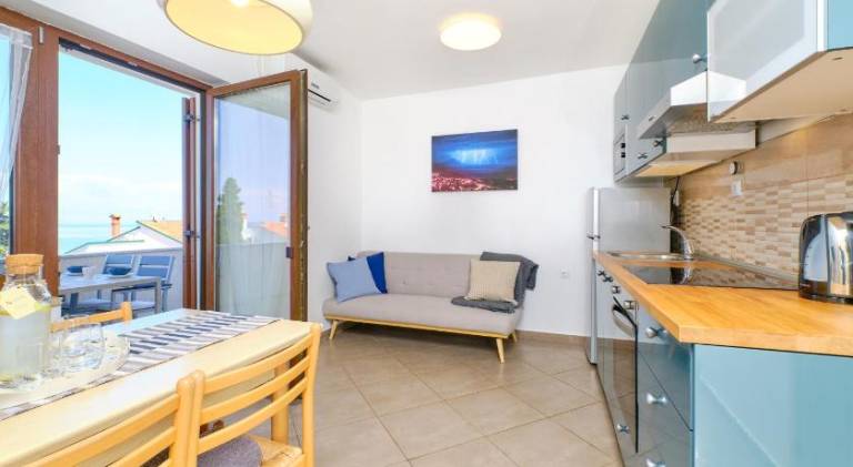 Apartment with garden, patio & barbeque | Pets allowed — photo 3