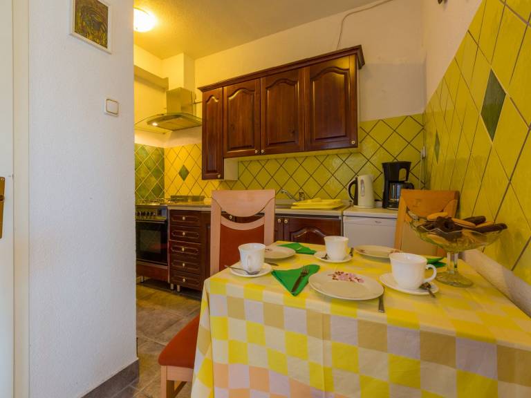 Pleasant apartment with garden, patio & barbecue | Garden view | Next to the beach | Dogs allowed — photo 2