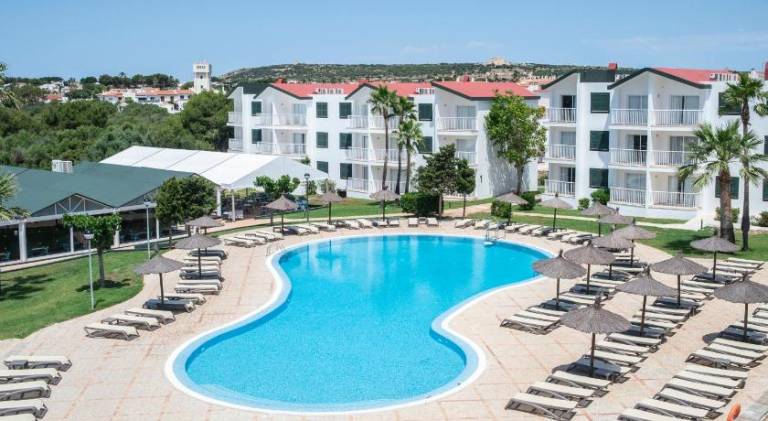 Serviced apartment with terrace, yard & pool in Ciutadella de Menorca