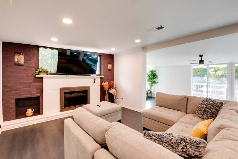 Quiet Atlanta Getaway - 16 Mi to Downtown! in Atlanta, GA