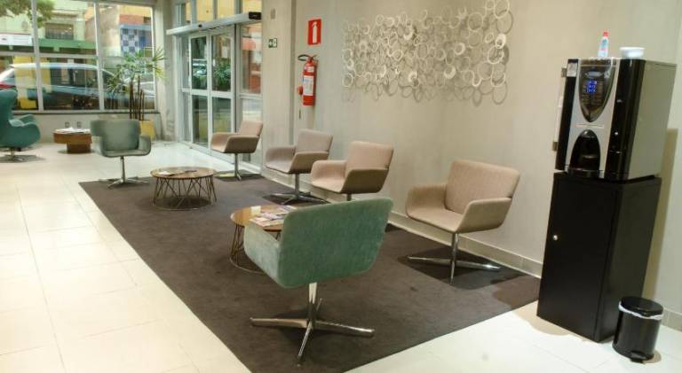 Impar Suites Expominas — photo 4