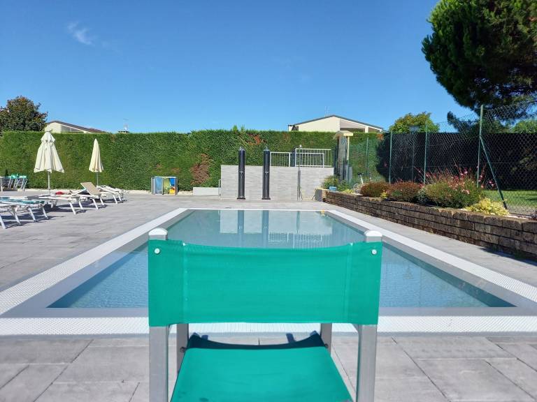 Fully equipped rental apartment with barbecue, yard & patio | Nature view | Pets allowed — photo 5