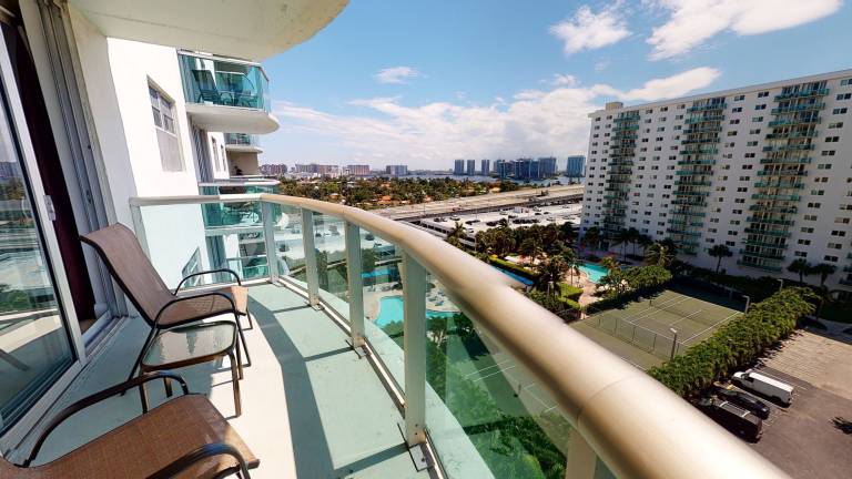 Condo  Sunny Isles Beach